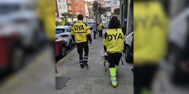 Un menor es evacuado del colegio por una reacción alérgica en Castro Urdiales