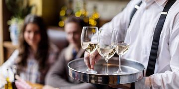 El salario medio bruto en Cantabria sube un 4,32% en 2023, pero sigue siendo el incremento más bajo del país