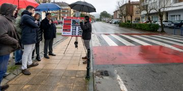 El consejero de Fomento visita las obras de seguridad vial en Entrambasaguas con una inversión de 84.000 euros