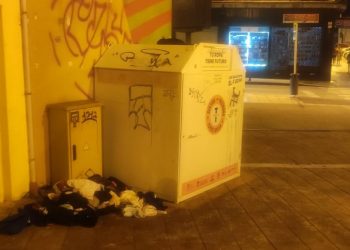 El PP pide al PRC-PSOE que Torrelavega recupere el servicio de recogida de ropa y zapatos