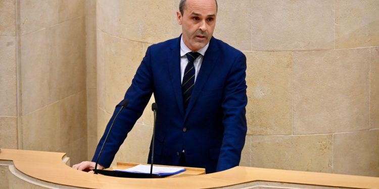 “No vamos a permitir que Cantabria tenga que mendigar el agua que es suya y exigimos a Sánchez que nos dé lo que nos corresponde” replica el PP a Sumar