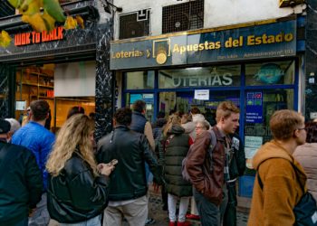 La Lotería de Navidad reparte más de 600.000 euros en Cantabria con los cuartos y quintos premios