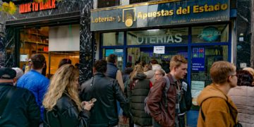 La Lotería de Navidad reparte más de 600.000 euros en Cantabria con los cuartos y quintos premios