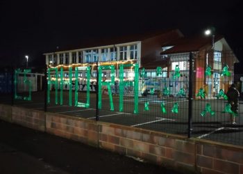 160 docentes se encerraron la noche del miércoles al jueves en Cantabria para exigir mejoras salariales