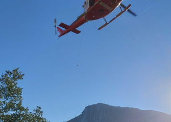 Rescatado un escalador madrileño con un tobillo roto en Ramales de la Victoria
