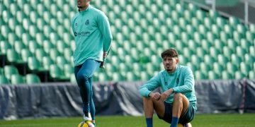 El Racing estrena el nuevo césped de El Sardinero ante el Huesca