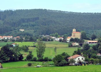 Explosión por mala combustión de estufa deja un herido grave en Rasines