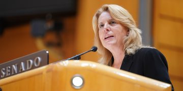 La consejera Susinos defiende en el Senado la exclusión del lobo del LESPRE y una gestión sostenible