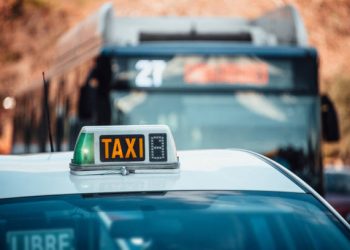 Actualización de tarifas de taxis y aparcamientos subterráneos en Santander para 2025