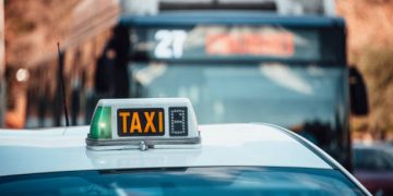 Actualización de tarifas de taxis y aparcamientos subterráneos en Santander para 2025