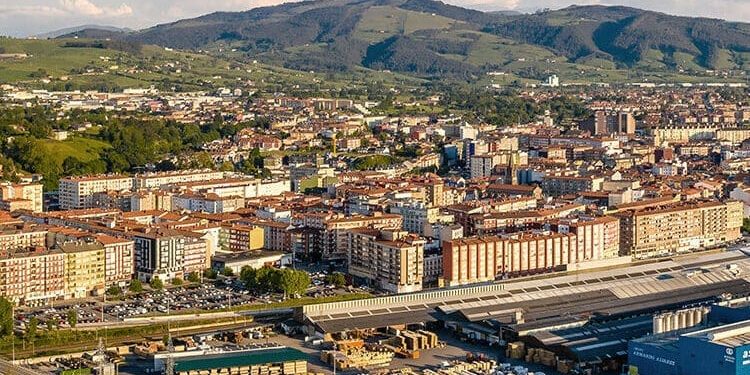 Torrelavega consolida su crecimiento poblacional con 302 nuevos vecinos en 2024