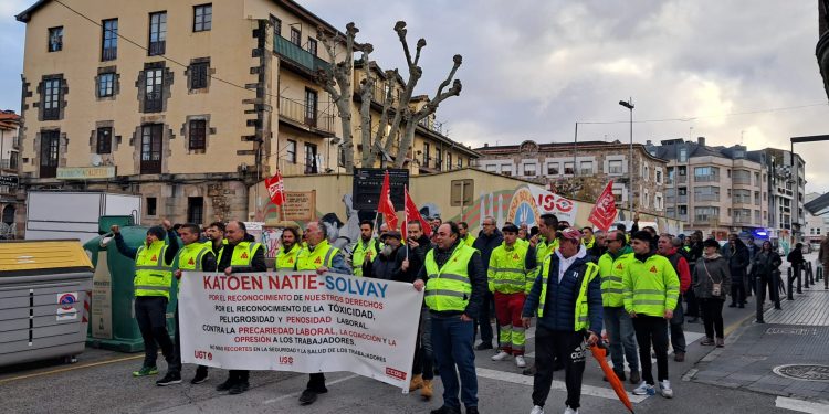 La huelga indefinida en Katoen Natie alcanza 25 días sin acuerdo tras mediación en Cantabria