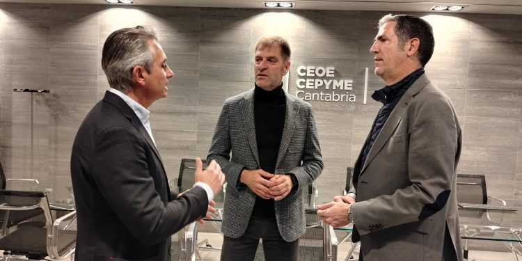 CEOE Cepyme y las Cámaras Comercio de Cantabria y Torrelavega acuerdan trabajar conjuntamente en proyectos de interés