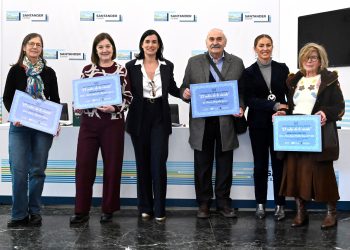 Santander premia la memoria y la creatividad de sus mayores en el XV Concurso de Relatos Cortos