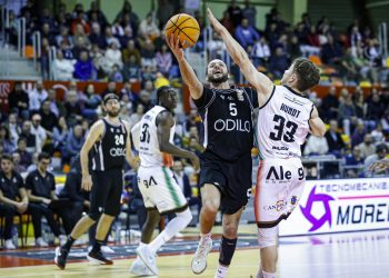 El Grupo Alega Cantabria cae ante Cartagena por el dominio en el rebote y la falta de consistencia