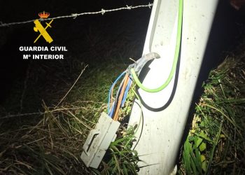 Detenidos tres hombres por el robo de cableado eléctrico en Ajo