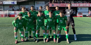 El Rayo Cantabria cae ante el Llanera en un intenso duelo (4-3)