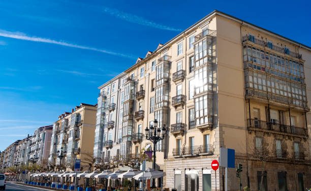 Caída de la oferta de viviendas en venta en Cantabria y Santander