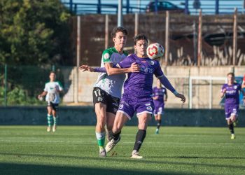 El Rayo Cantabria cae 1-2 ante el Salamanca CF UDS y se aleja de los puestos de arriba
