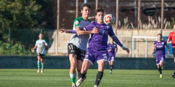 El Rayo Cantabria cae 1-2 ante el Salamanca CF UDS y se aleja de los puestos de arriba