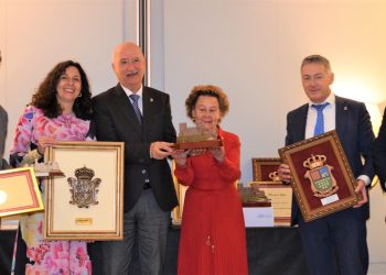 María Teresa Rodríguez Sainz-Rozas, presidenta de honor de Galletas Gullón, recibe el Premio Pantortilla de Oro 2025