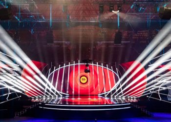 El Benidorm Fest 2025 enfrenta su primera polémica por filtraciones de ensayos y escenografía