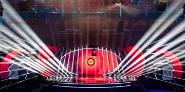 El Benidorm Fest 2025 enfrenta su primera polémica por filtraciones de ensayos y escenografía