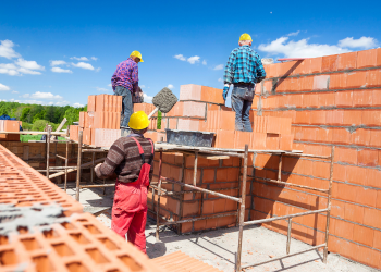 La Cámara de Comercio de Torrelavega lanza un curso gratuito para jóvenes desempleados en el sector de la construcción