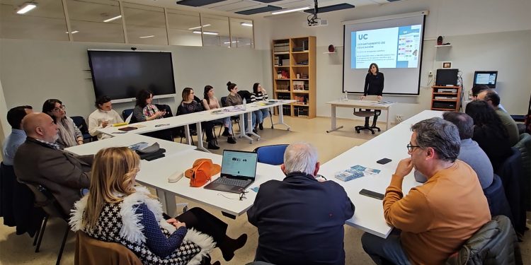 La Universidad de Cantabria lanza el proyecto ‘Investigación para la mejora educativa’ en colaboración con el CEP Santander