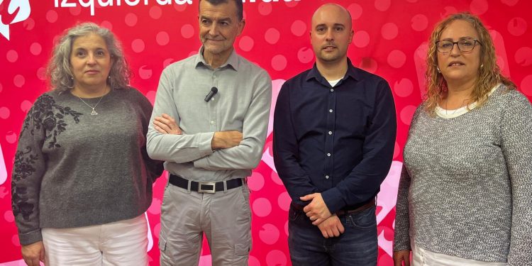 Antonio Maíllo (IU) llama a «pasar a la ofensiva» para defender conquistas sociales y combatir la extrema derecha