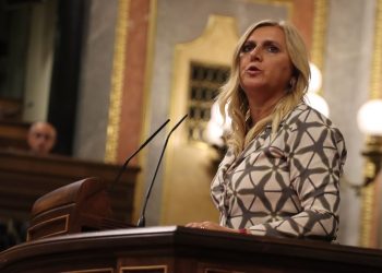 Noelia Cobo destaca el compromiso del Gobierno con las medidas sociales frente al bloqueo del PP
