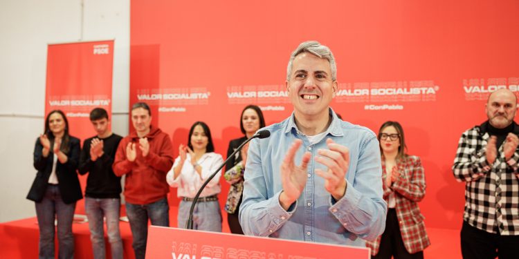 Pablo Zuloaga presenta su candidatura para liderar el PSOE de Cantabria y presidir la región en 2027