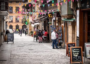 El próximo 15 de enero arranca una nueva edición de ‘Comillas Vale por Cinco’ donde se repartirán 800 bonos de 5 euros