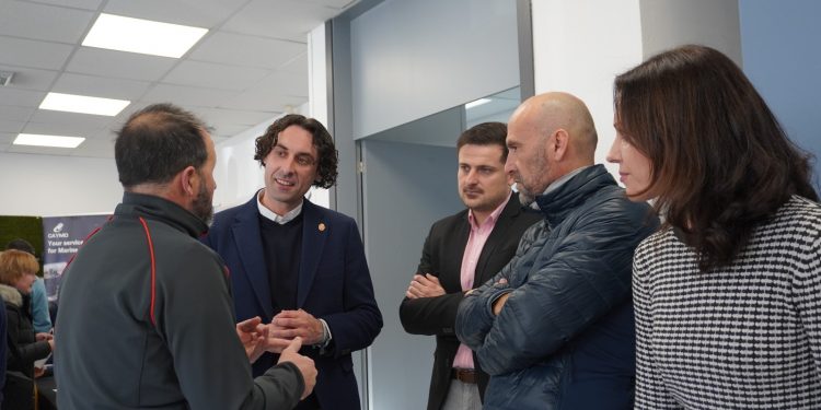 Éxito rotundo en la I Feria de Empleo del Sector Naval en Astillero