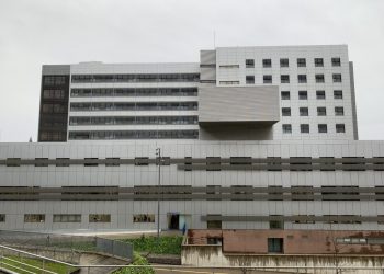 La mujer herida grave en el accidente de la A-67 evoluciona favorablemente tras la cirugía