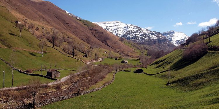San Roque de Riomiera registra una racha de 113 km/h y Tresviso acumula 33 l/m² en una madrugada de viento y lluvia en Cantabria