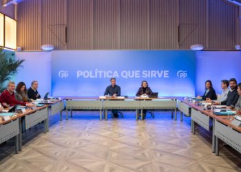 El PP se reúne en Asturias para fijar su agenda de 2025, con la vivienda como tema clave