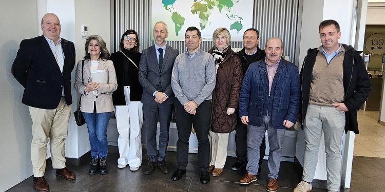 La Consejería de Educación de Cantabria impulsa la Formación Profesional con nuevos convenios y especializaciones