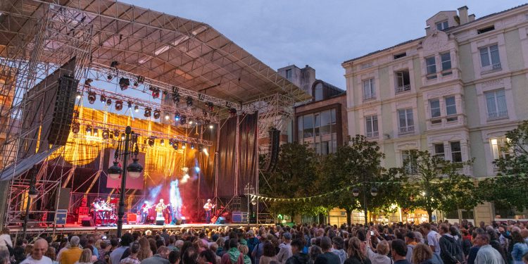 El Ayuntamiento de Torrelavega y las comisiones de fiestas desbloquean la organización de eventos festivos en la ciudad