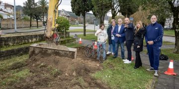 Media asiste al inicio de las obras del carril bici de Laredo que cuentan con una inversión de más de 400.000 euros