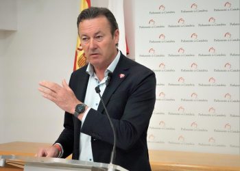 Guillermo Blanco interpelará a la consejera de Ganadería sobre la supresión de la atención telefónica y telemática en las oficinas comarcales agrarias