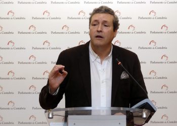«Zuloaga representa la división: entre los cántabros y en su partido», señala el PP