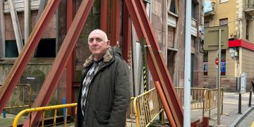 El PP de Torrelavega reclama al PRC-PSOE medidas urgentes para garantizar el paso seguro junto al edificio apuntalado desde 2018