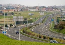 Hallan el cuerpo sin vida de un hombre en un puente de la S-20 en Monte