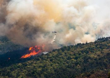 Cantabria sin nuevos incendios, pero en alerta por fuertes vientos