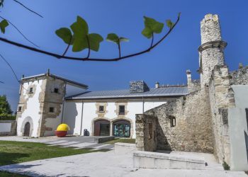 “A tiempo completo: vida de mujeres” pone en valor el papel femenino en la memoria colectiva del barrio de Entrehuertas