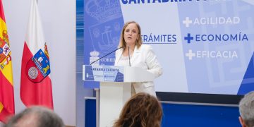 El Parlamento cántabro inicia el debate de la Ley de Simplificación Administrativa entre críticas y ajustes