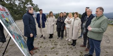 Buruaga anuncia una inversión de 7,5 millones de euros en obras que pondrán fin al «problema histórico» de abastecimiento de agua en la comarca oriental