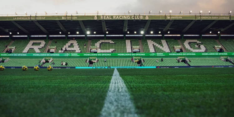 El Real Racing Club recupera la propiedad de su marca tras 19 años en manos del Gobierno de Cantabria