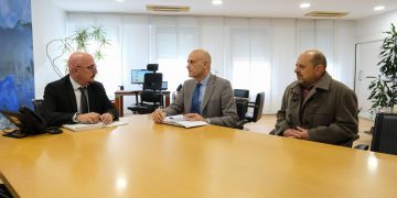 La Consejería de Salud acometerá la reforma del Centro de Salud de Los Corrales de Buelna este año